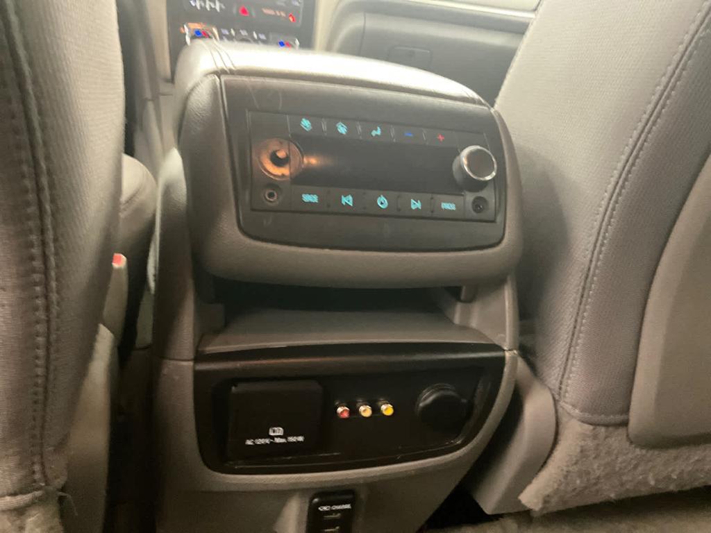 used 2015 Chevrolet Traverse car, priced at $7,900