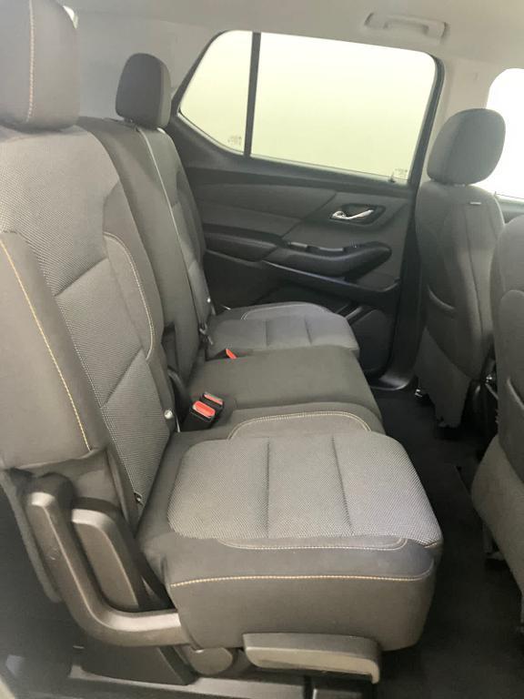 used 2021 Chevrolet Traverse car, priced at $22,986