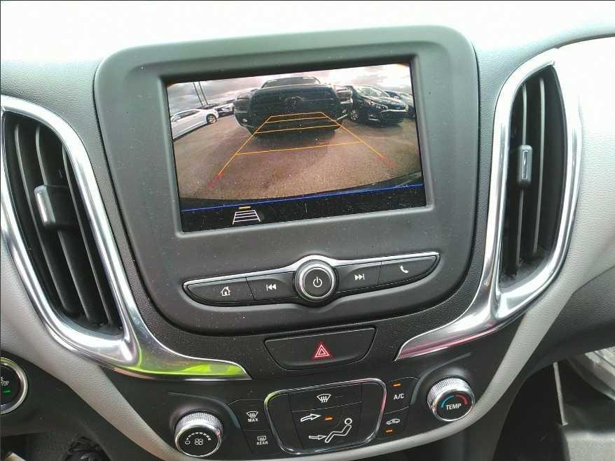 used 2021 Chevrolet Equinox car, priced at $17,870