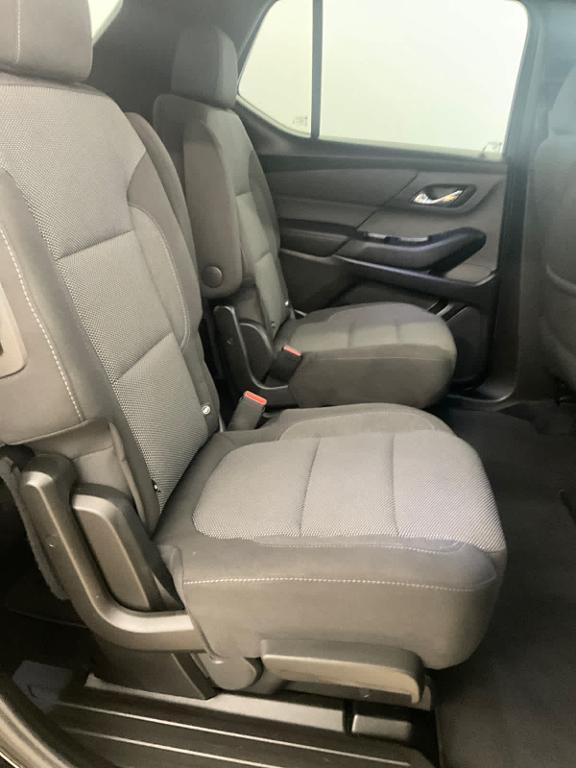 used 2023 Chevrolet Traverse car, priced at $29,988