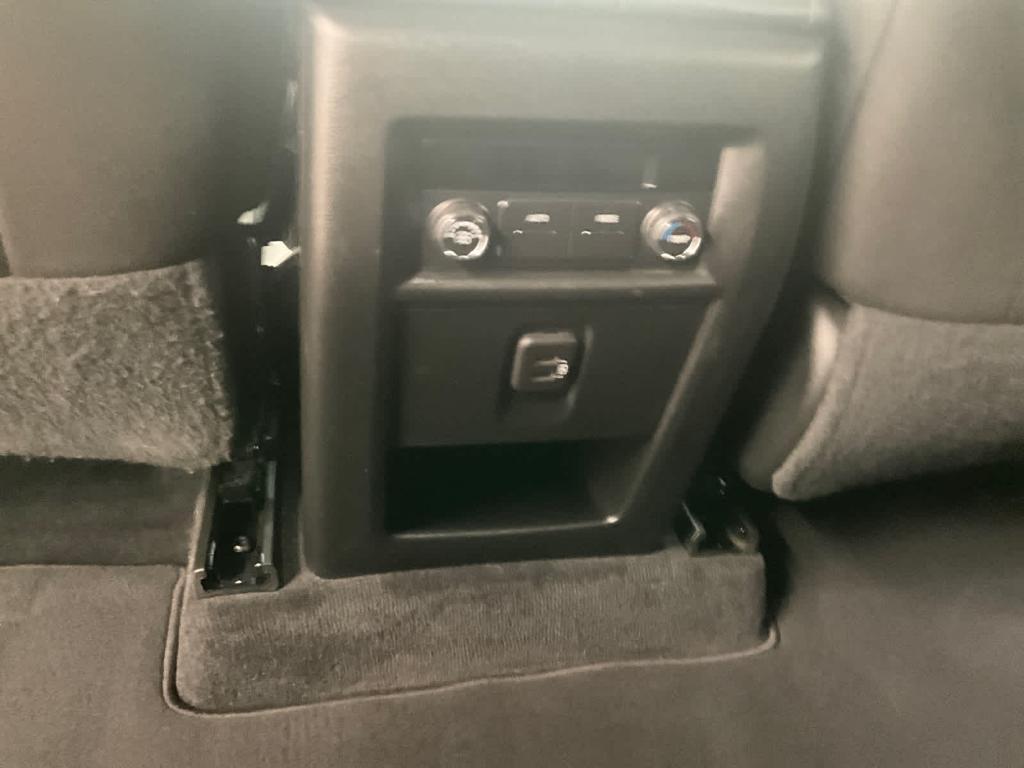 used 2023 Chevrolet Traverse car, priced at $29,988