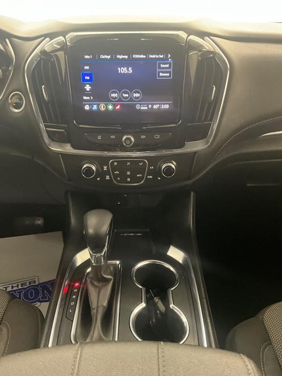 used 2023 Chevrolet Traverse car, priced at $29,988