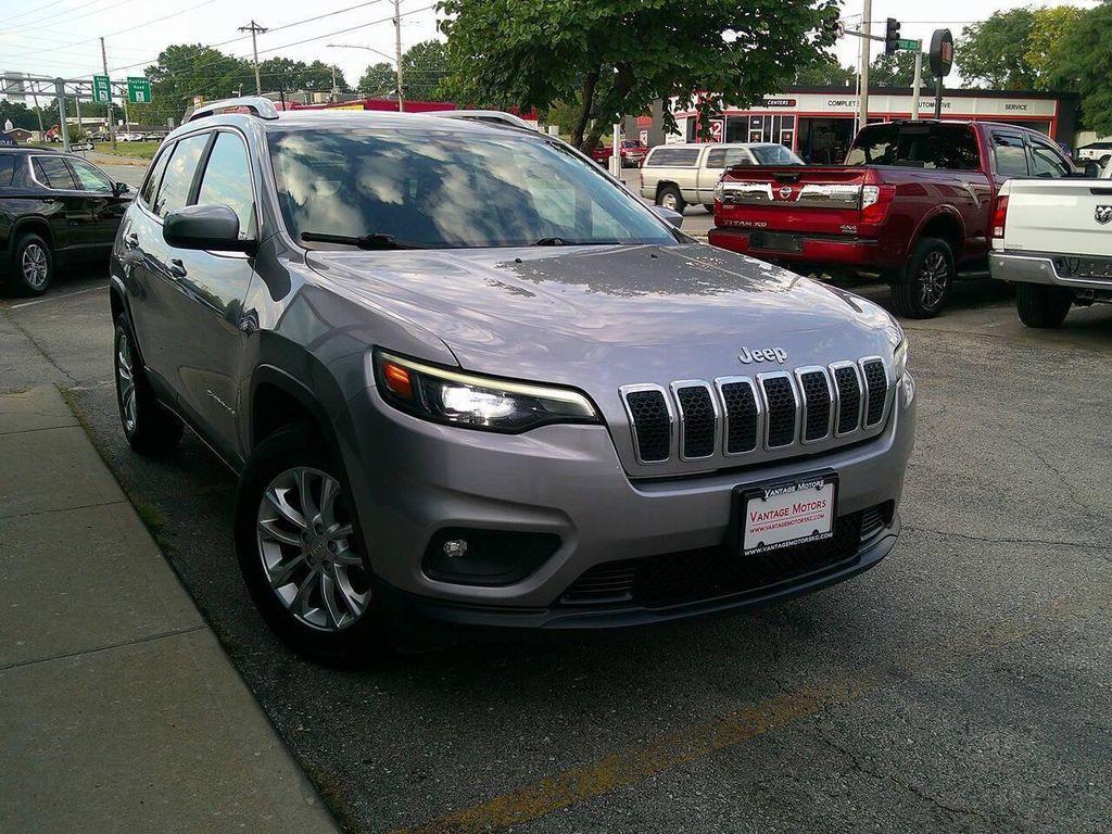 used 2019 Jeep Cherokee car, priced at $10,795