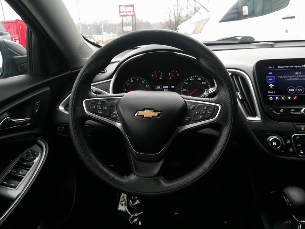 used 2023 Chevrolet Malibu car