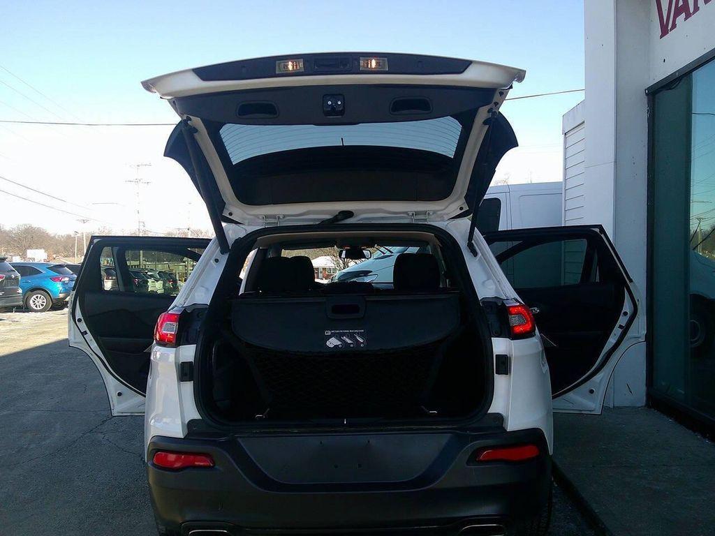 used 2017 Jeep Cherokee car, priced at $11,795