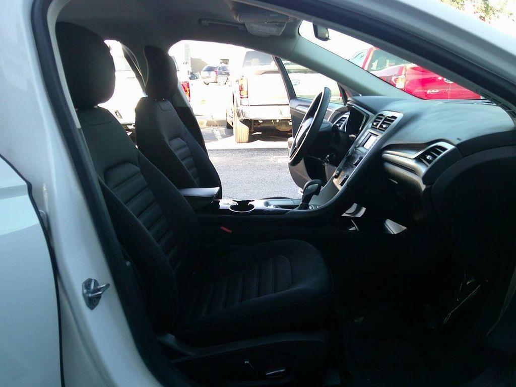 used 2016 Ford Fusion Hybrid car