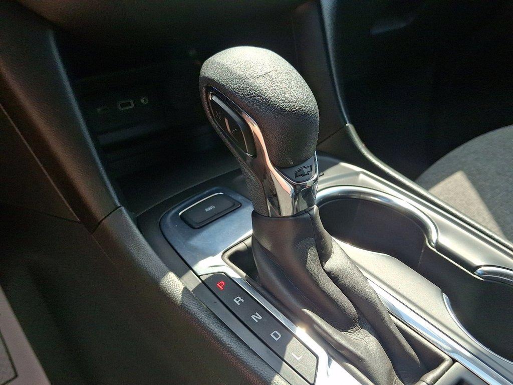 used 2023 Chevrolet Equinox car, priced at $21,588