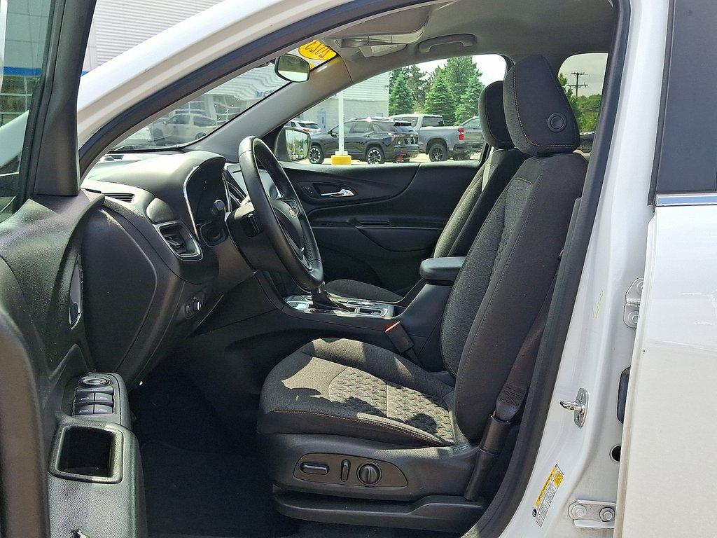 used 2023 Chevrolet Equinox car, priced at $21,588