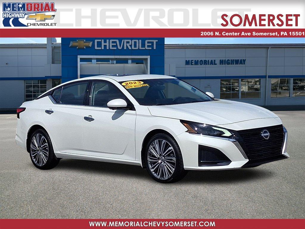 used 2023 Nissan Altima car, priced at $25,988