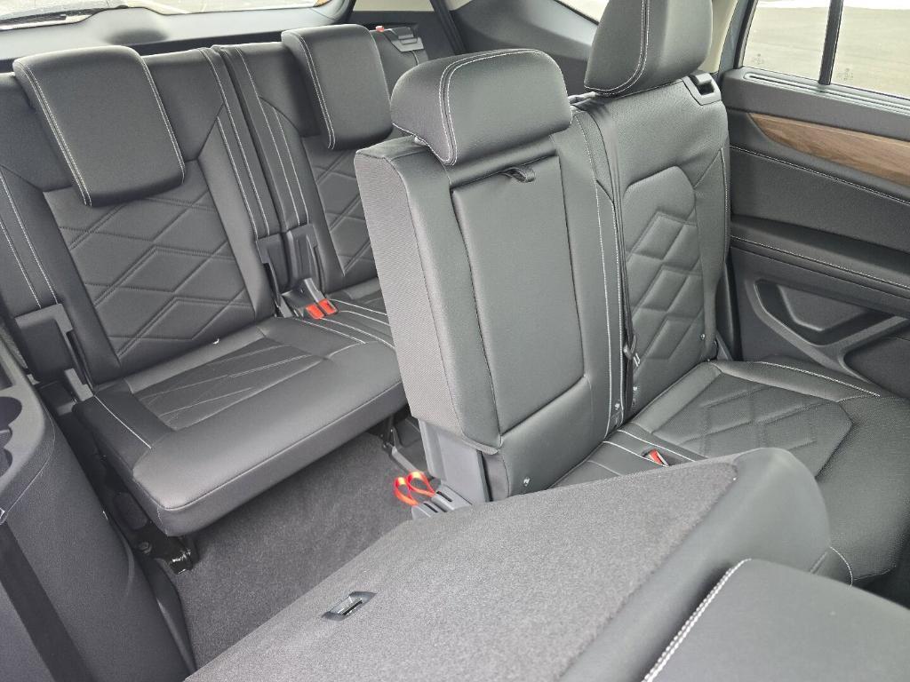 new 2026 Volkswagen Atlas car, priced at $46,712