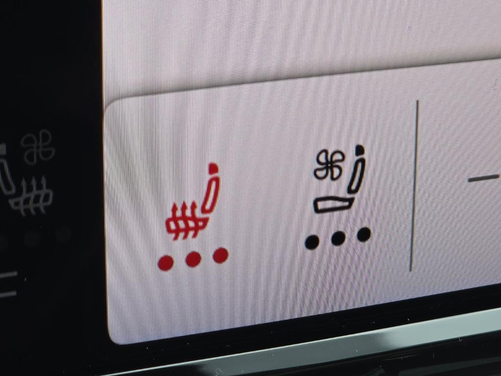 new 2026 Volkswagen Atlas car, priced at $46,712