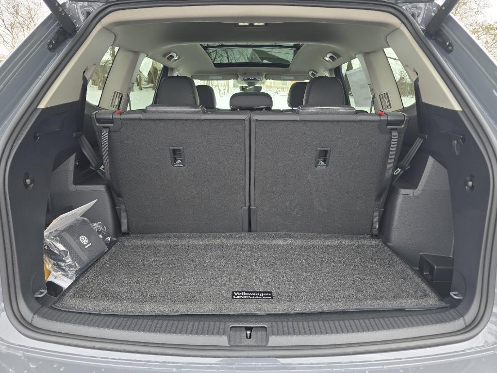 new 2026 Volkswagen Atlas car, priced at $46,712