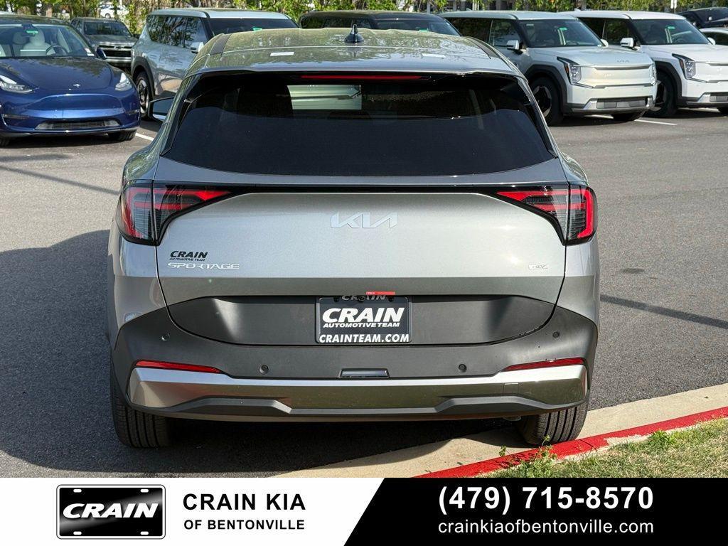 new 2026 Kia Sportage Hybrid car, priced at $32,725