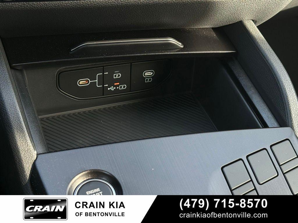 new 2026 Kia Sportage Hybrid car, priced at $32,725