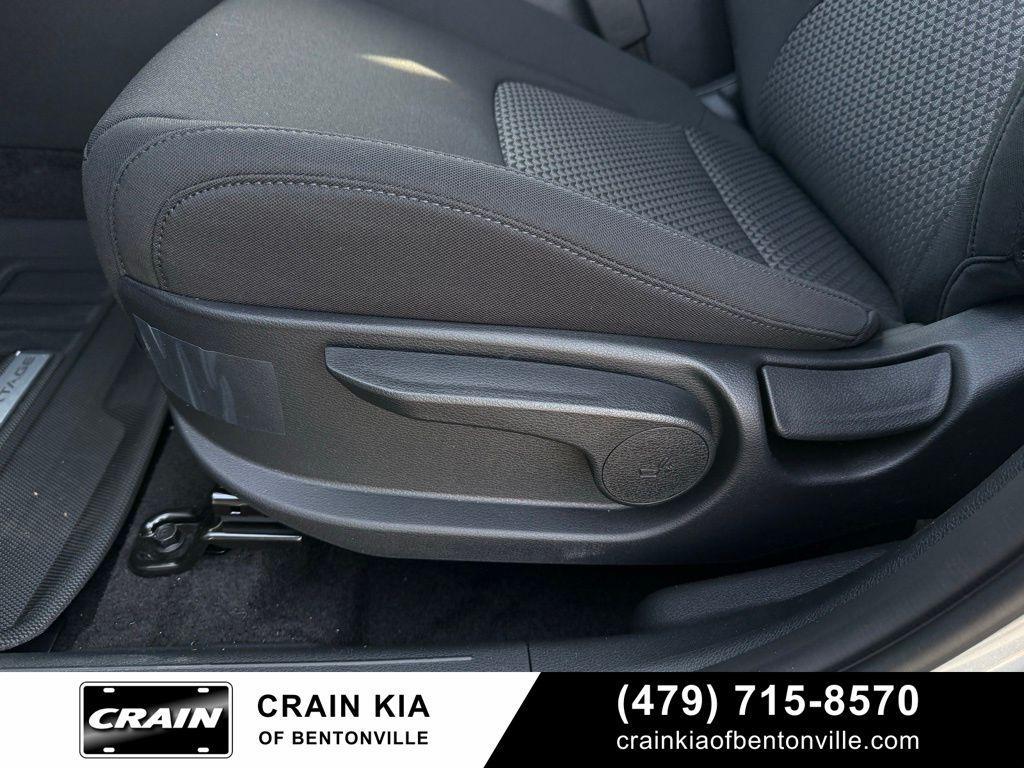 new 2026 Kia Sportage Hybrid car, priced at $32,725