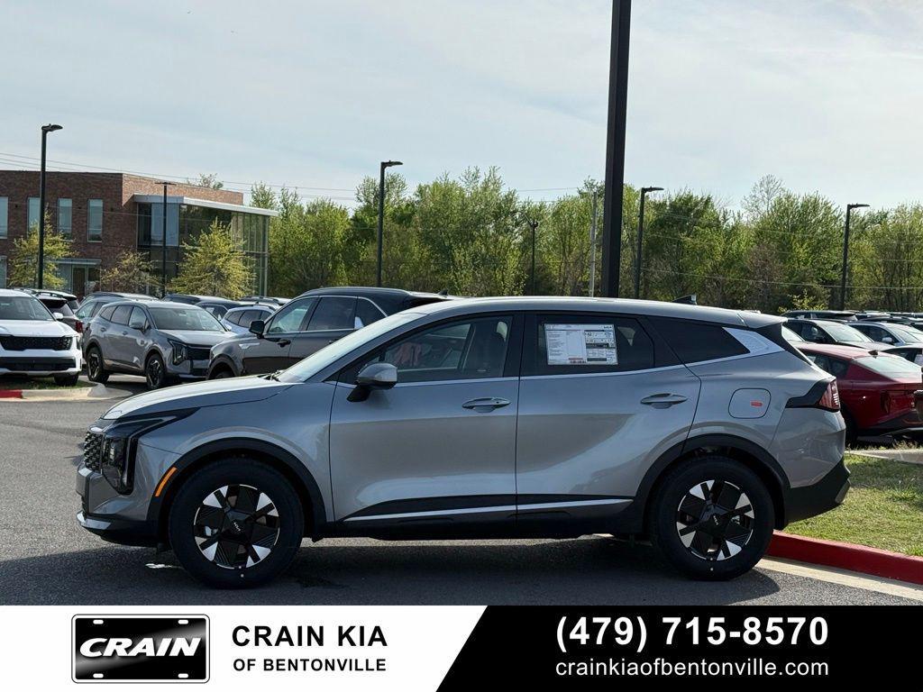 new 2026 Kia Sportage Hybrid car, priced at $32,725