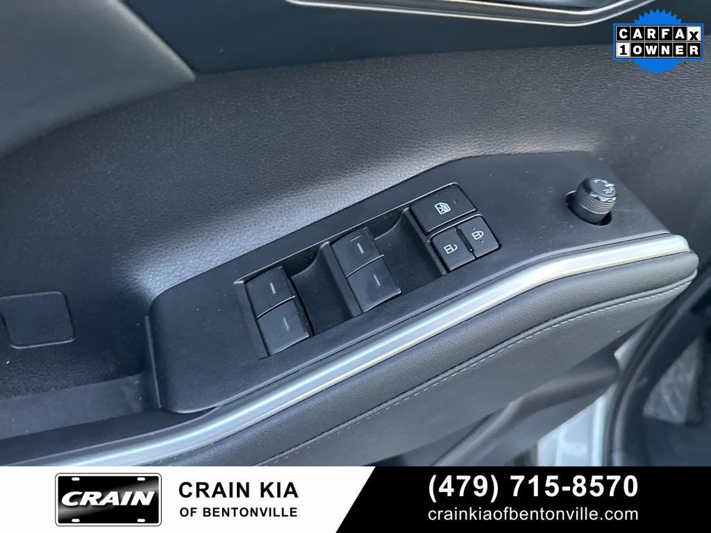 used 2023 Toyota Highlander car, priced at $38,300