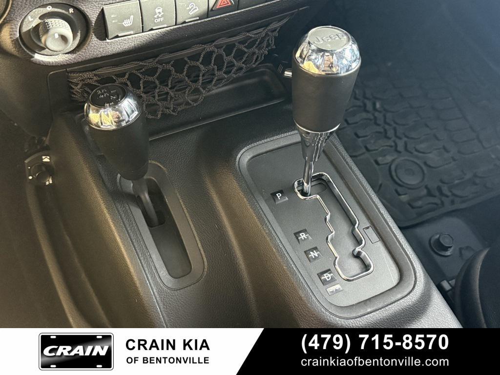 used 2015 Jeep Wrangler Unlimited car, priced at $21,000