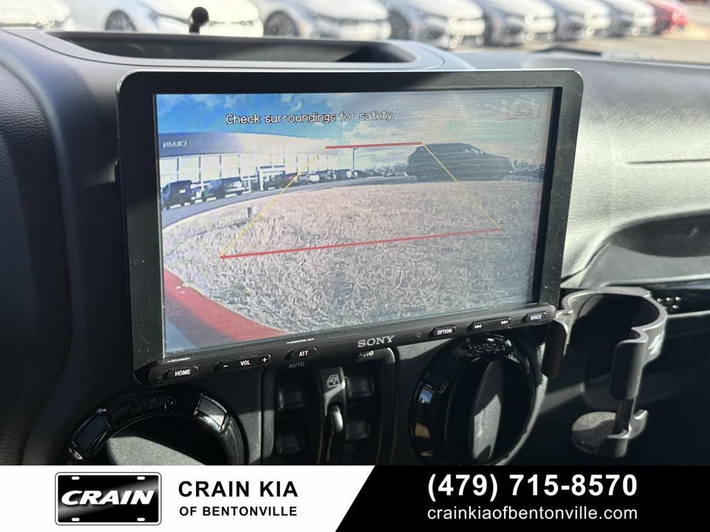 used 2015 Jeep Wrangler Unlimited car, priced at $21,000