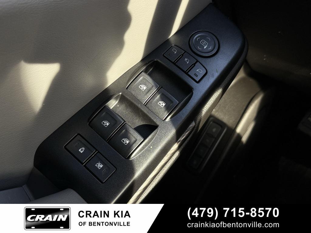 used 2019 Chevrolet Suburban car, priced at $27,500