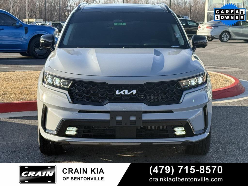 used 2023 Kia Sorento car, priced at $31,900