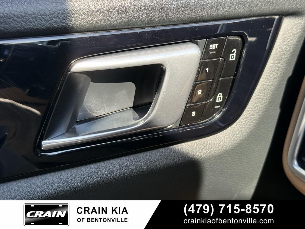 used 2019 Porsche Cayenne car, priced at $26,000