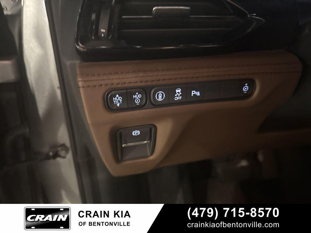 used 2024 Acura MDX car, priced at $43,900