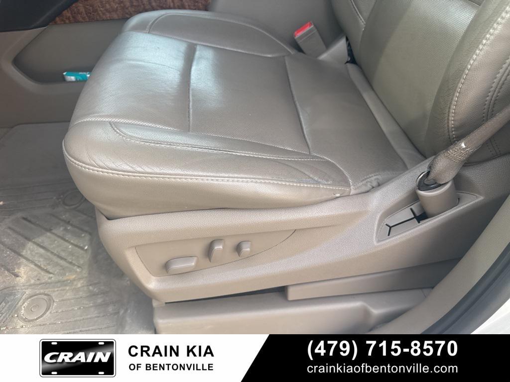 used 2015 Chevrolet Suburban car, priced at $21,001