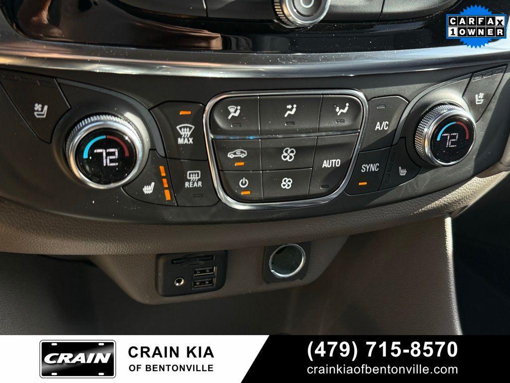 used 2021 Chevrolet Traverse car, priced at $22,900