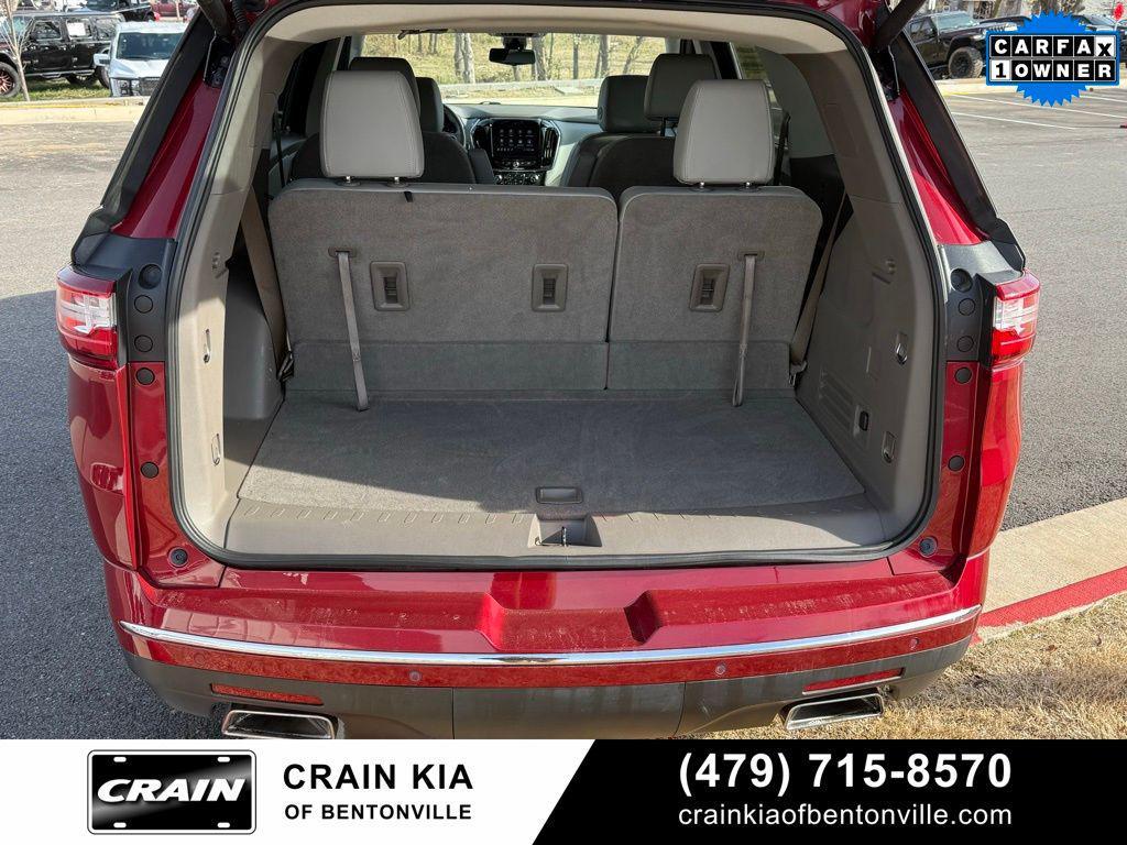 used 2021 Chevrolet Traverse car, priced at $22,900