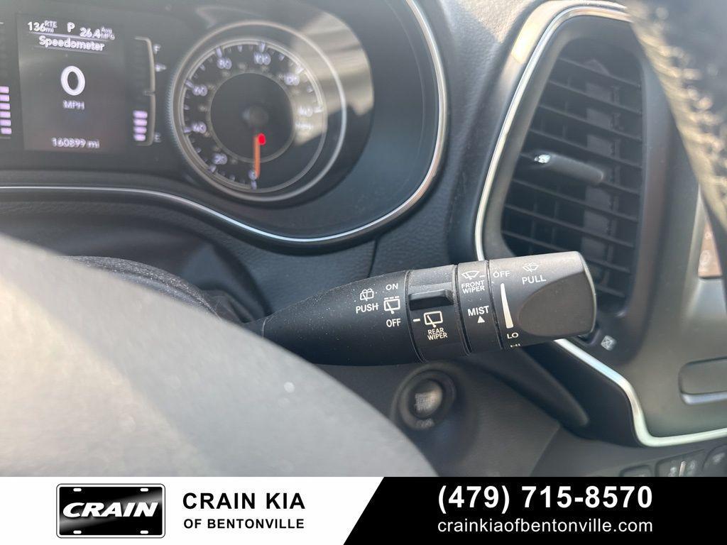 used 2019 Jeep Cherokee car, priced at $10,900