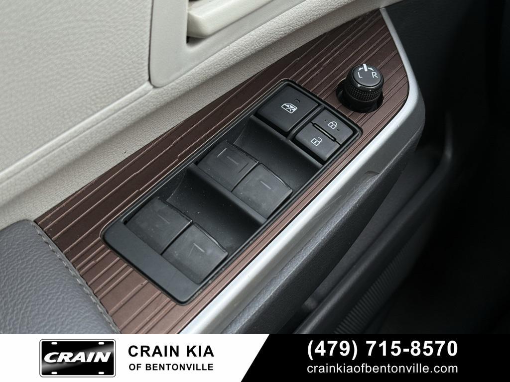 used 2022 Toyota Sienna car, priced at $31,700