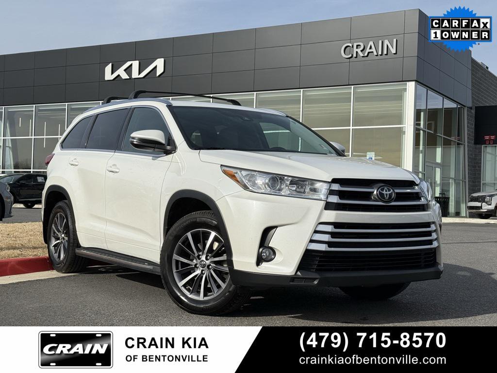 used 2017 Toyota Highlander car, priced at $25,700