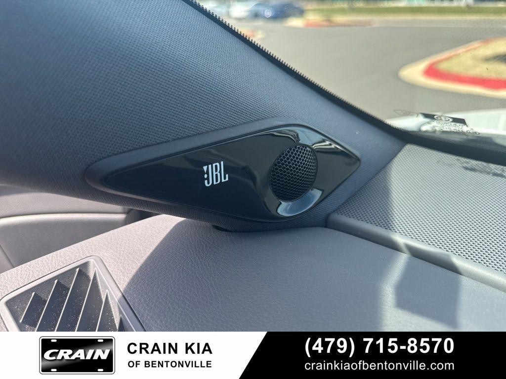 used 2022 Toyota Avalon Hybrid car, priced at $30,500