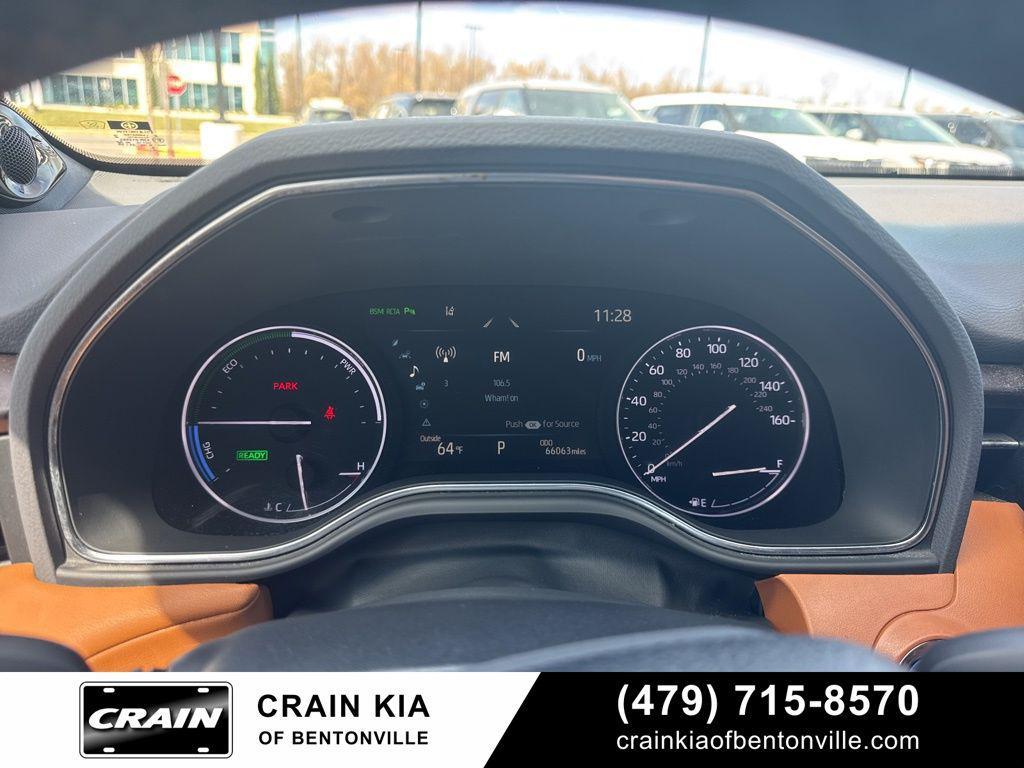 used 2022 Toyota Avalon Hybrid car, priced at $30,500