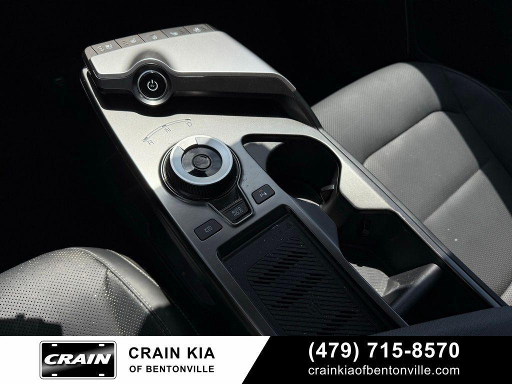 used 2024 Kia EV6 car, priced at $30,600