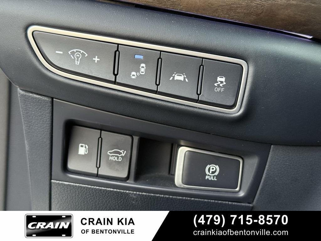 used 2021 Genesis G90 car, priced at $38,500