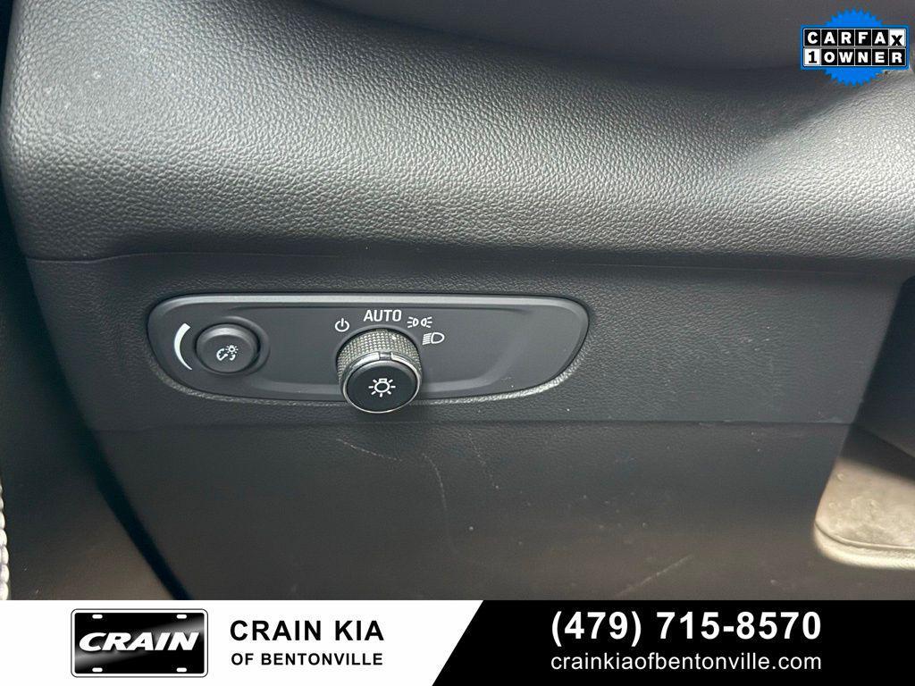 used 2023 Buick Envision car, priced at $19,995