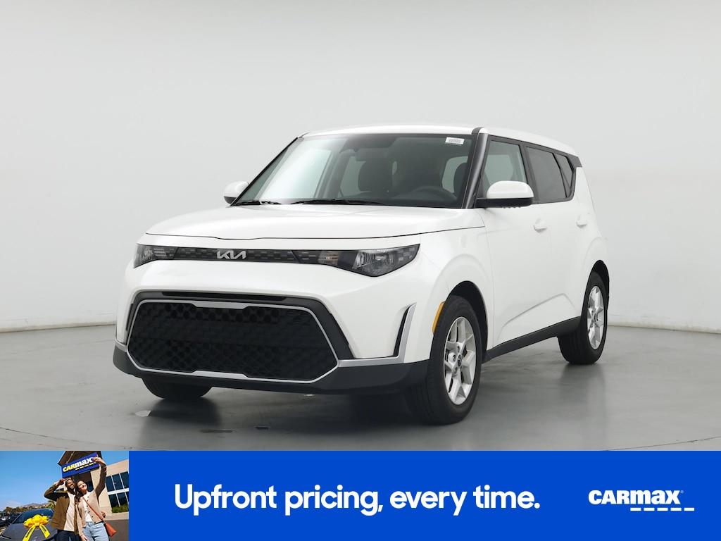 used 2025 Kia Soul car, priced at $21,998