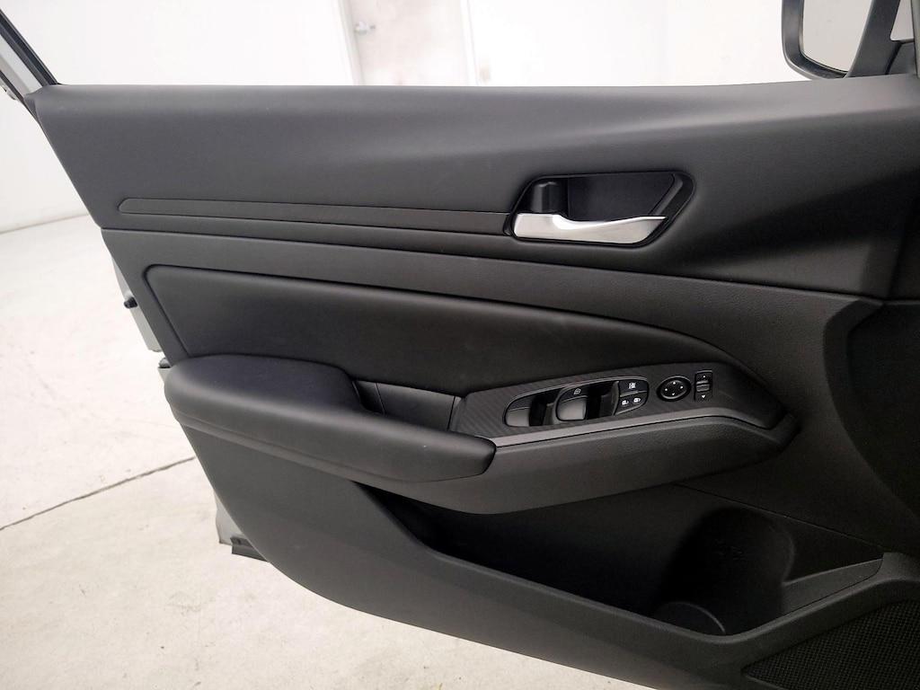 used 2022 Nissan Altima car, priced at $19,998