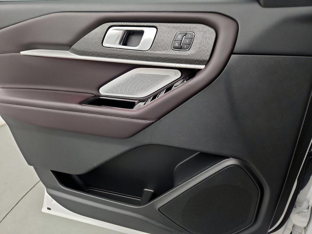 used 2025 Ford Explorer car, priced at $49,998