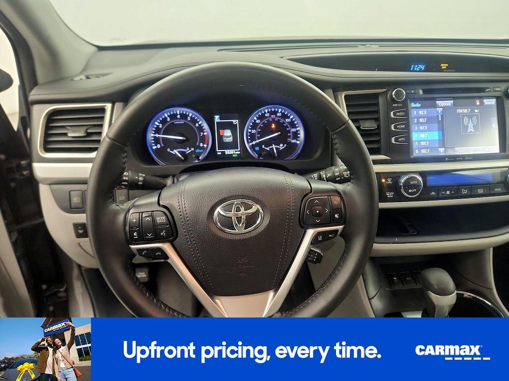 used 2019 Toyota Highlander car, priced at $30,998