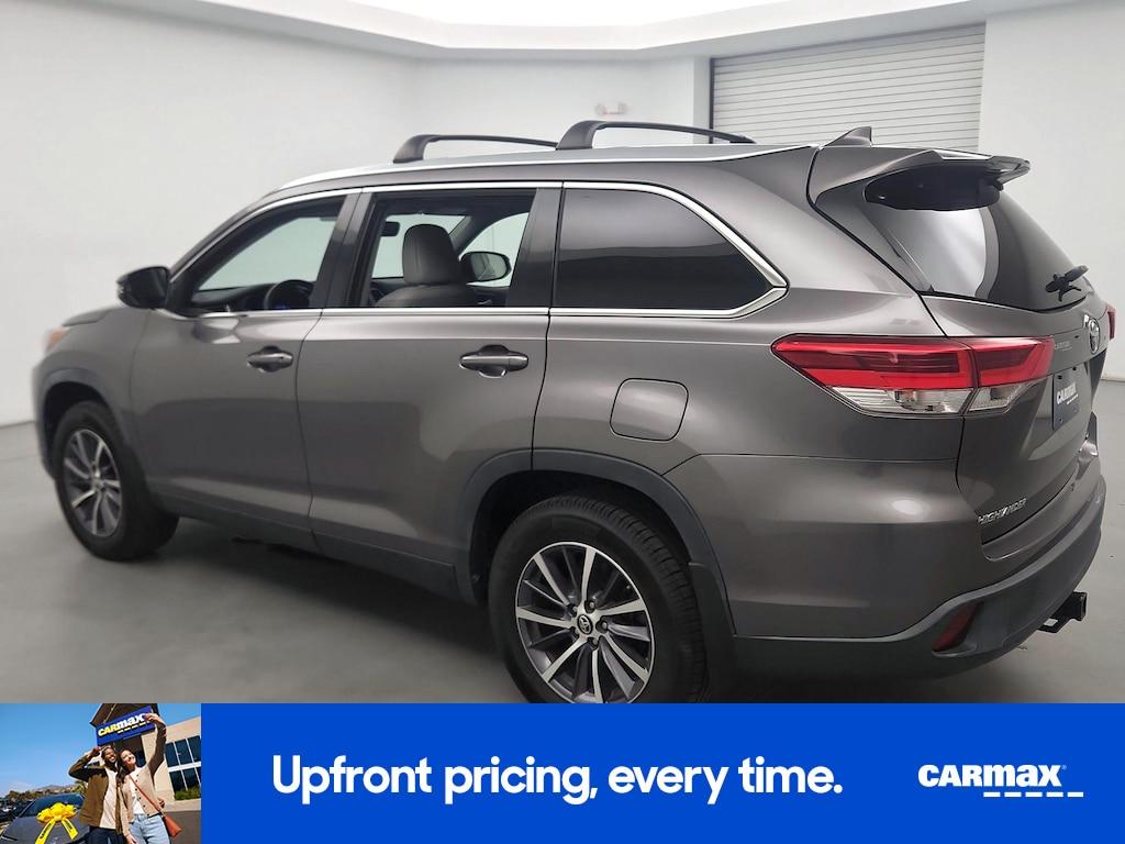 used 2019 Toyota Highlander car, priced at $30,998
