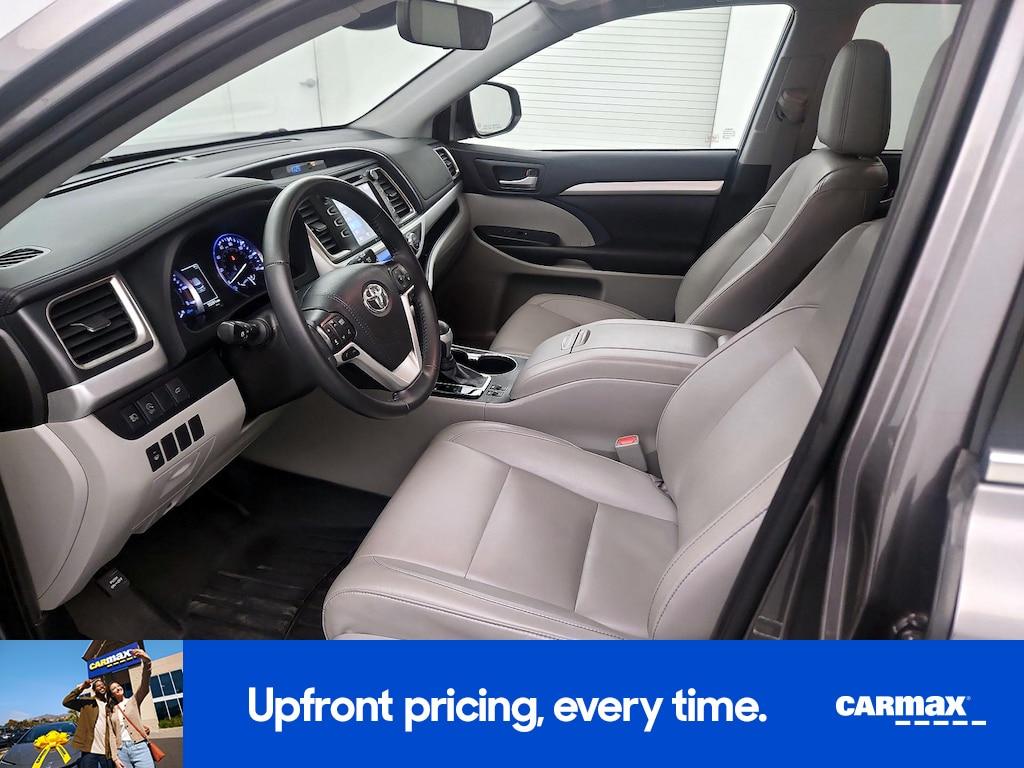 used 2019 Toyota Highlander car, priced at $30,998