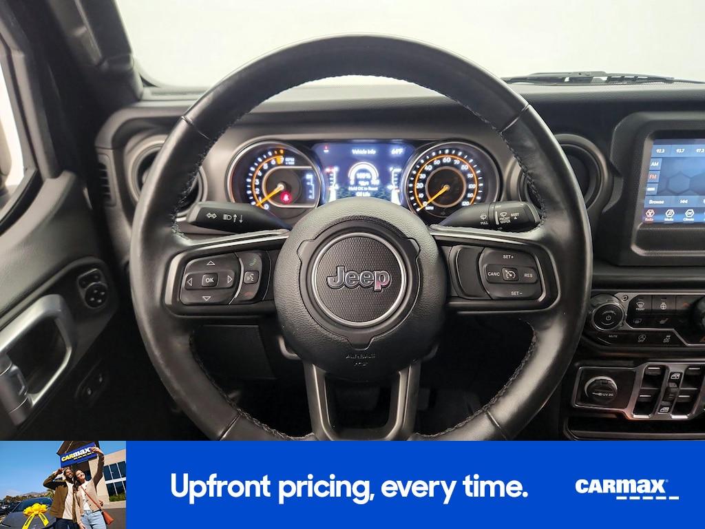 used 2022 Jeep Gladiator car, priced at $27,998