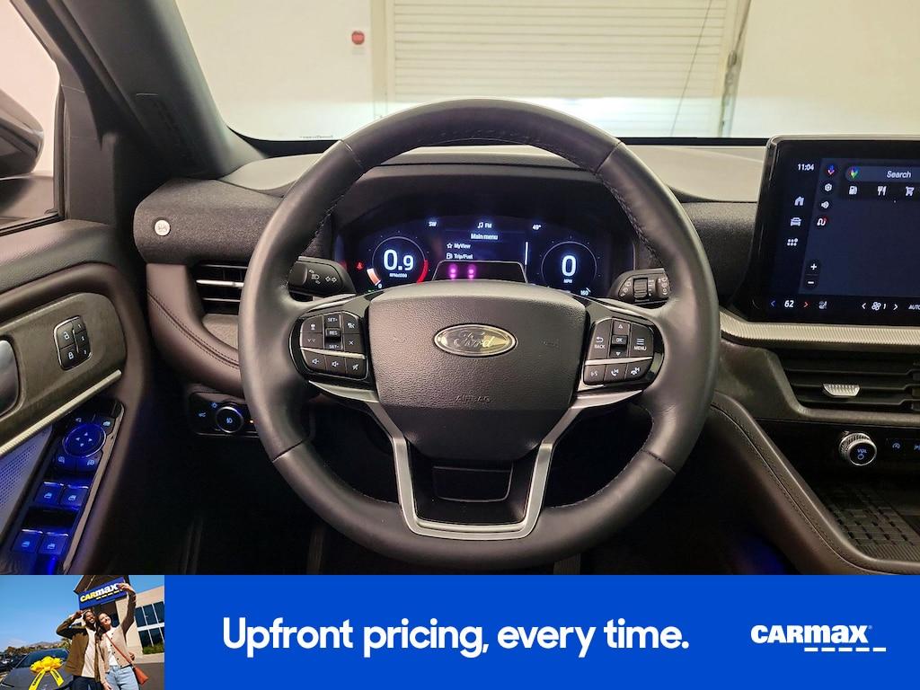 used 2025 Ford Explorer car, priced at $44,998