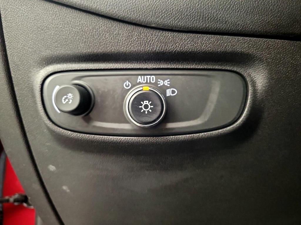 used 2023 Chevrolet Equinox car, priced at $25,998
