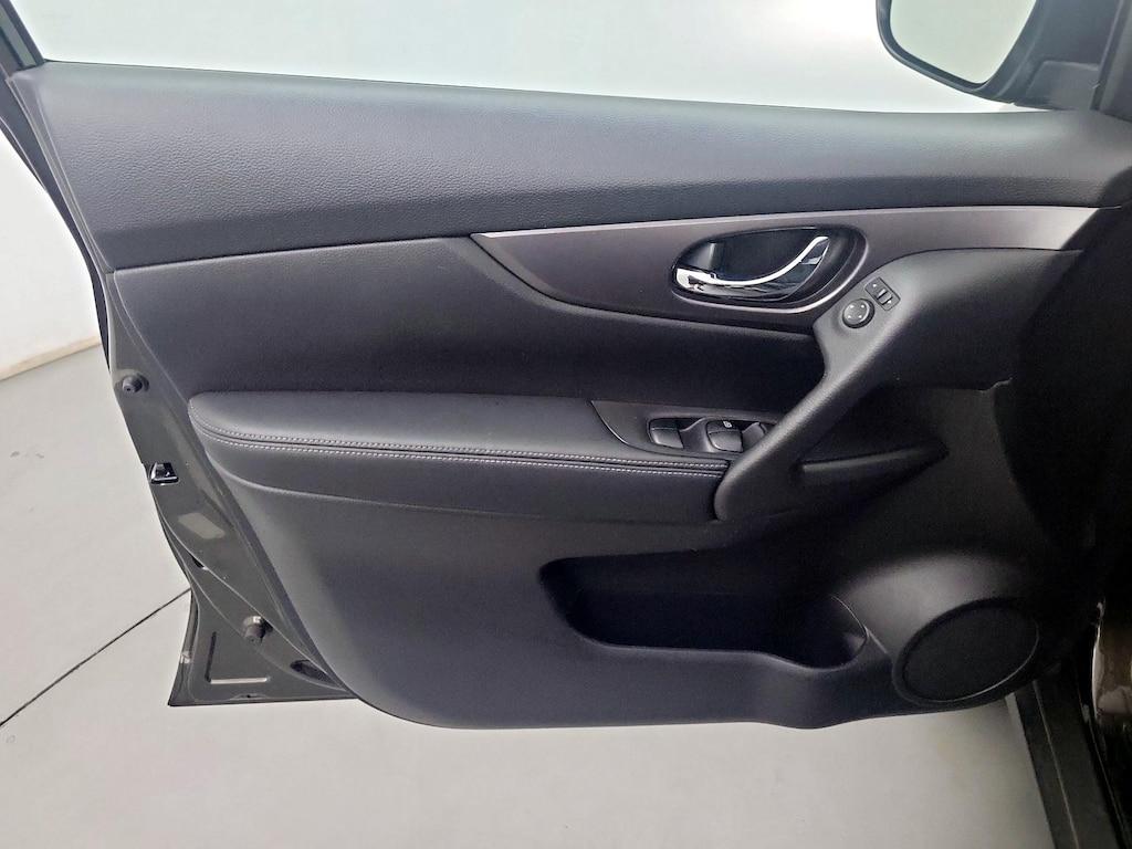 used 2016 Nissan Rogue car, priced at $12,998