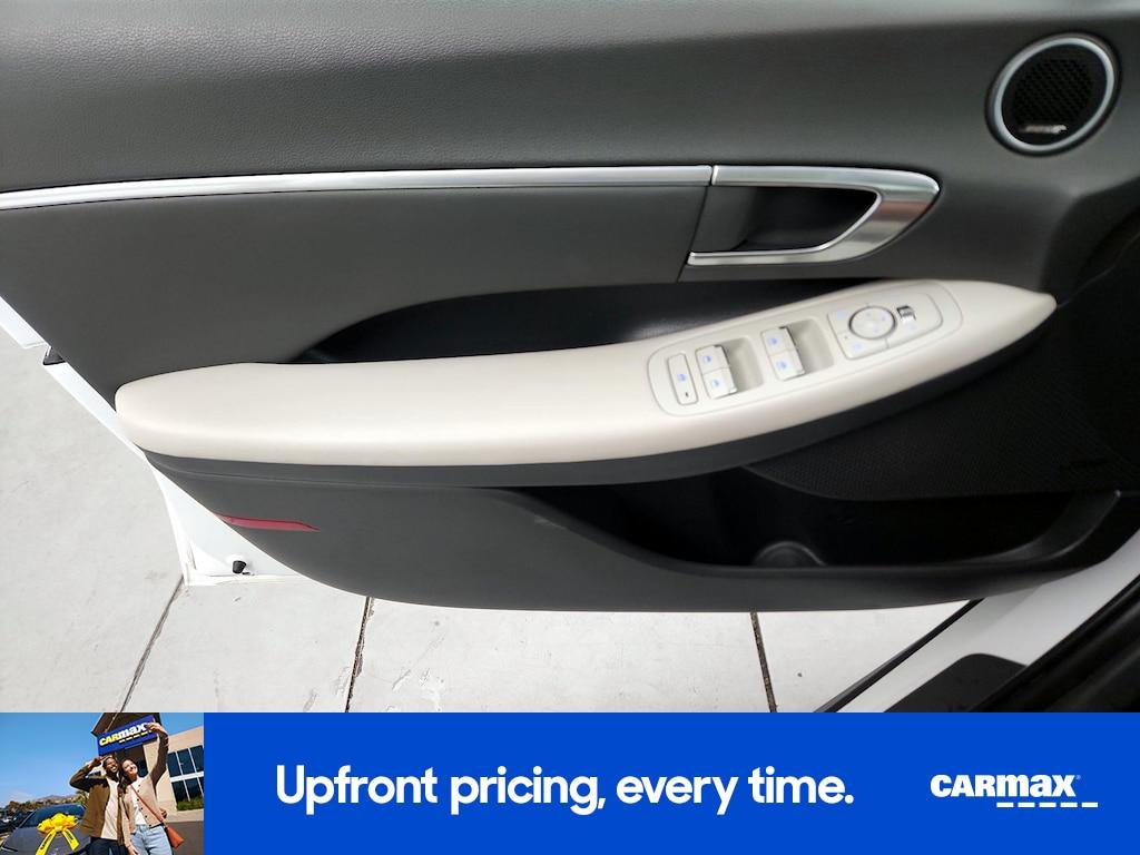used 2023 Hyundai Sonata Hybrid car, priced at $23,998