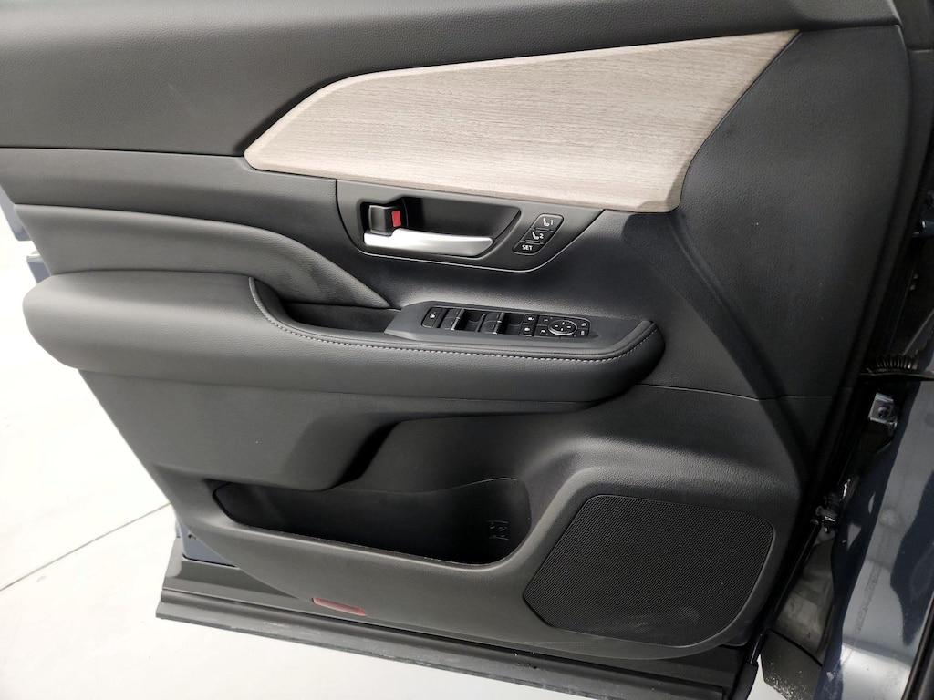 used 2026 Toyota Grand Highlander car, priced at $57,998